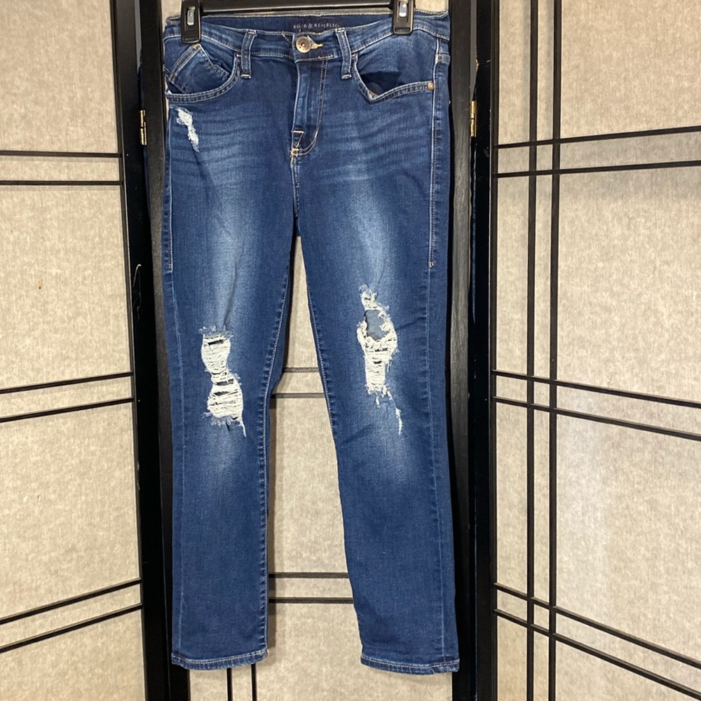 Rock & Republic Kashmiere crop jeans size 8 distressed and stretch!